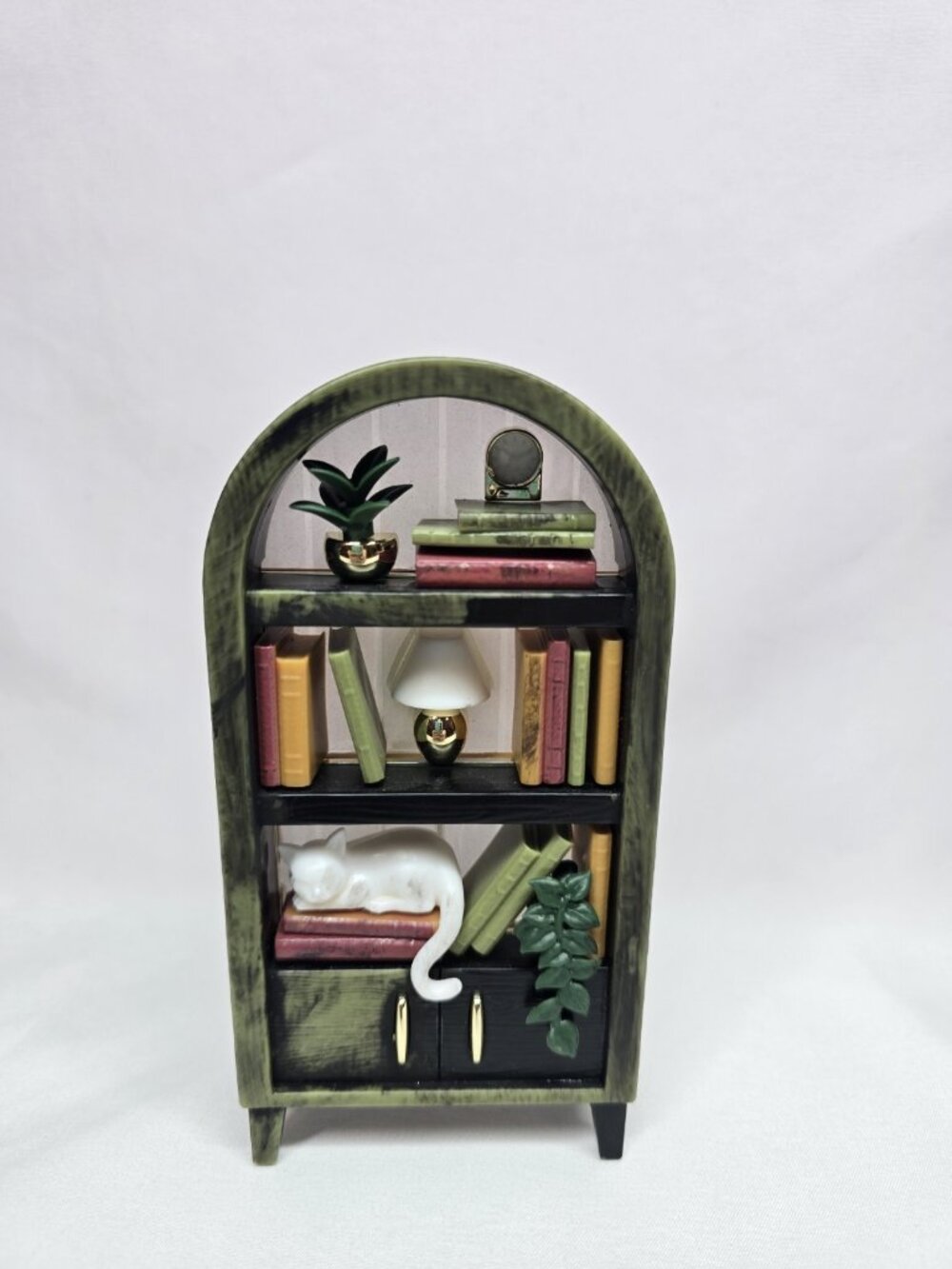 Bath & Body Works CAT BOOKCASE NIGHTLIGHT Wallflower Plug-in Book Shelf READ